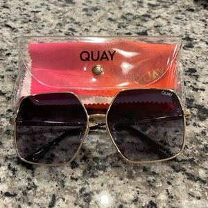 Quay Backstage Glasses